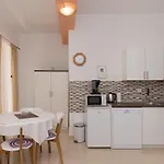 Apartment Lovric *