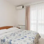 Apartment Lovric *