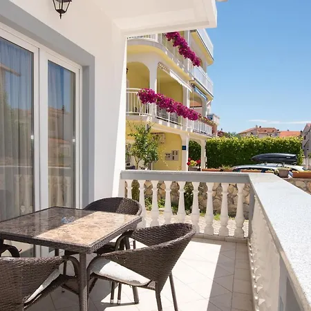 Apartman Lovric Vodice