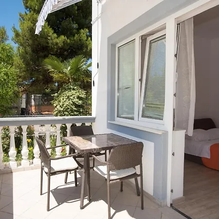 Lovric Apartment *