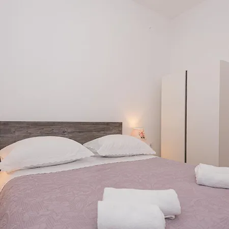 Apartment Lovric Vodice