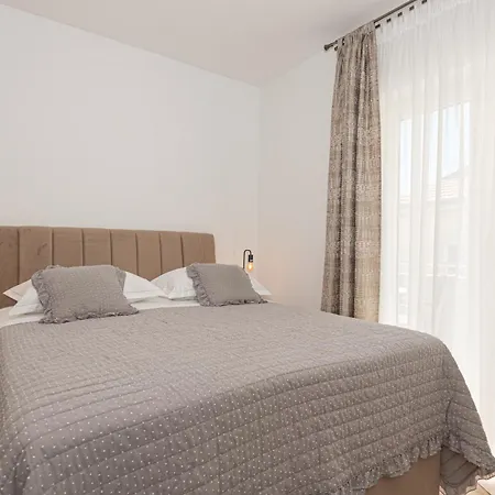 Apartment Lovric Vodice
