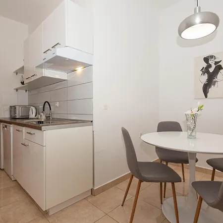 Lovric Apartment Vodice