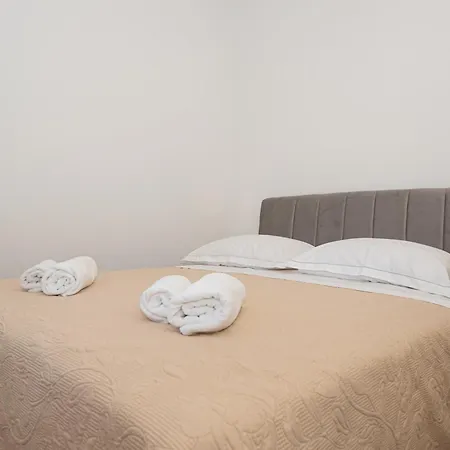 Apartment Lovric *