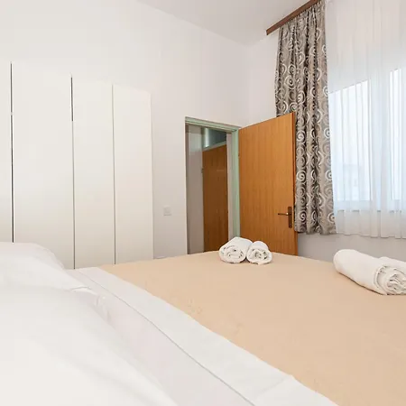 Apartment Lovric