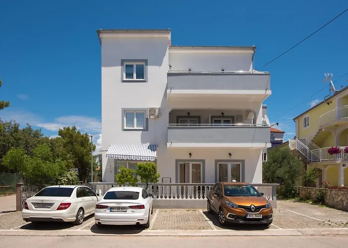 Lovric Appartamento Vodice