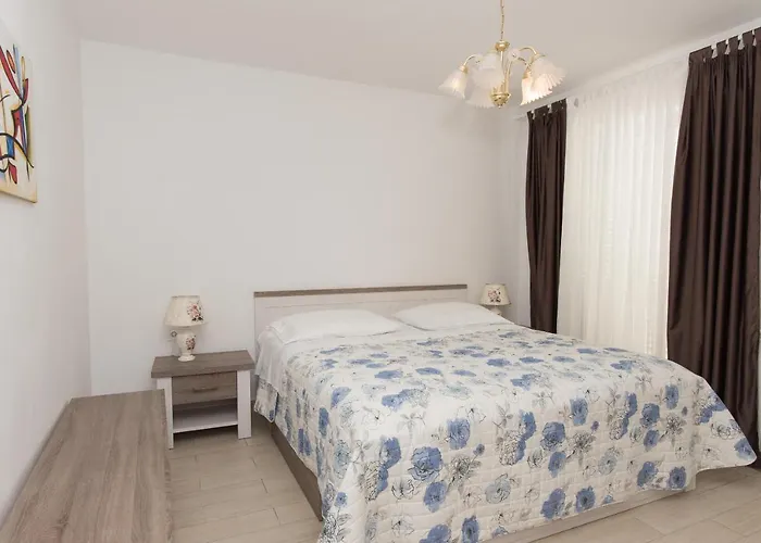 Lovric Apartamento Vodice