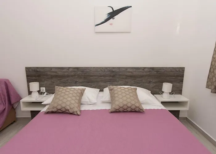 罗里克公寓 * 沃迪切