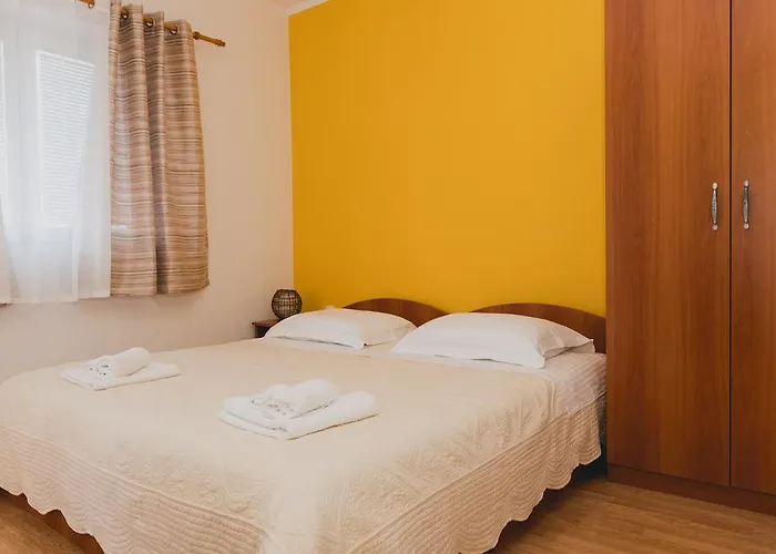 Lovric Appartamento Vodice